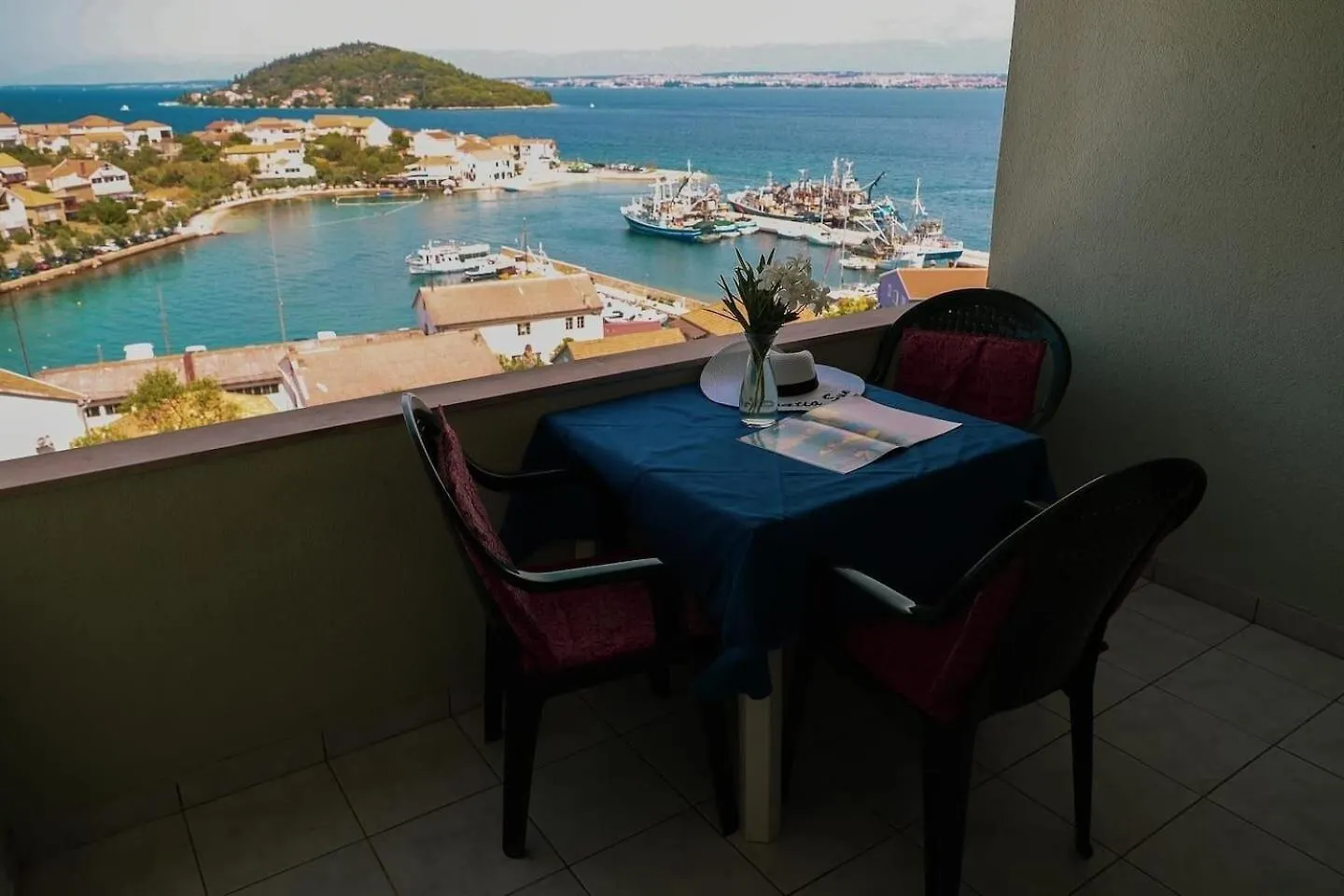 Apartments Novis Kali 0*,  Croatia