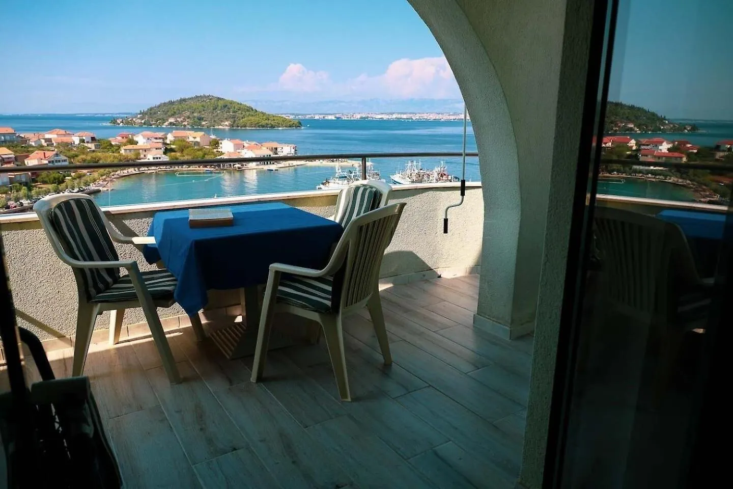 Apartments Novis Kali Croatia